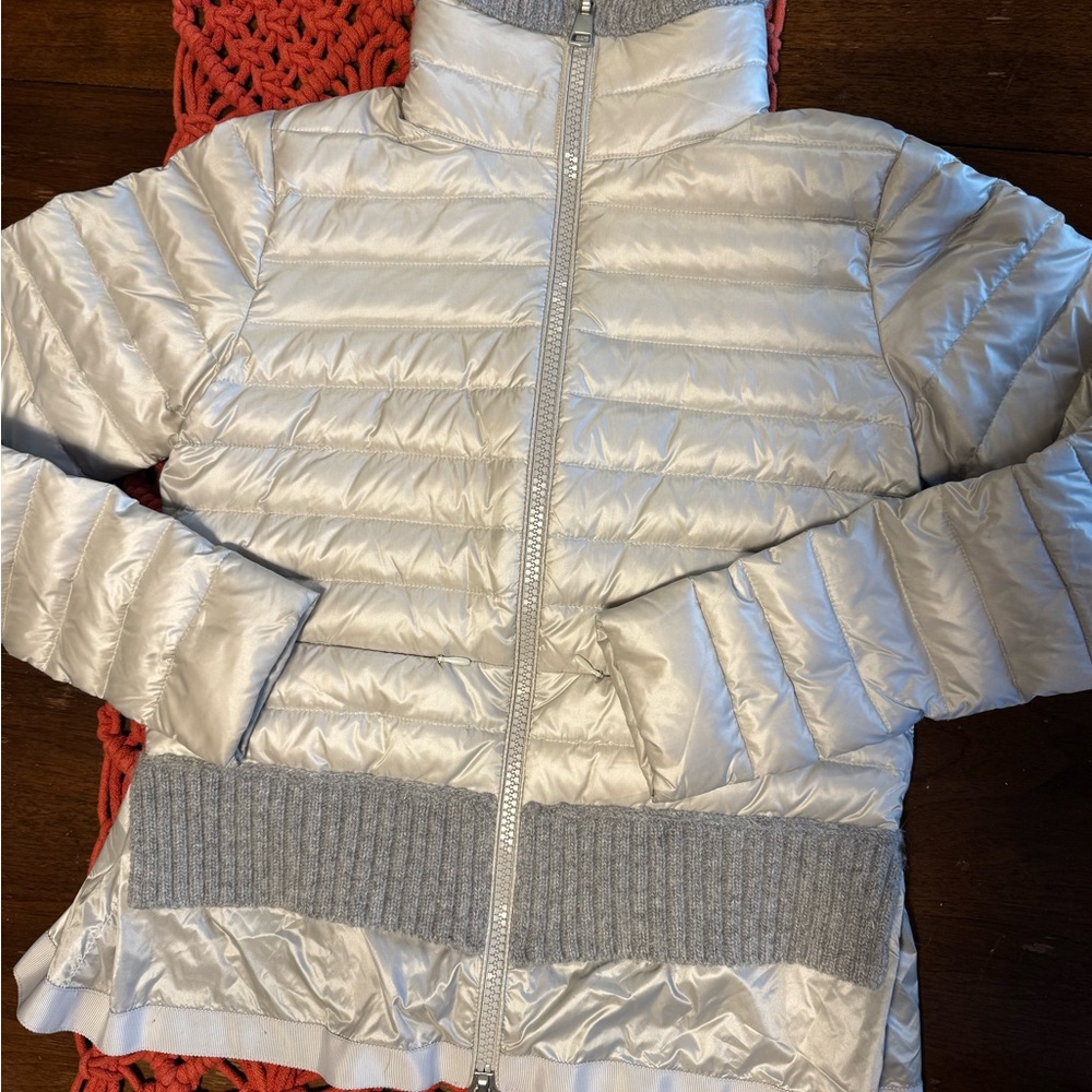 SØSKEN (Canadian Company) ladies Bev puffer coat in "bone" size small